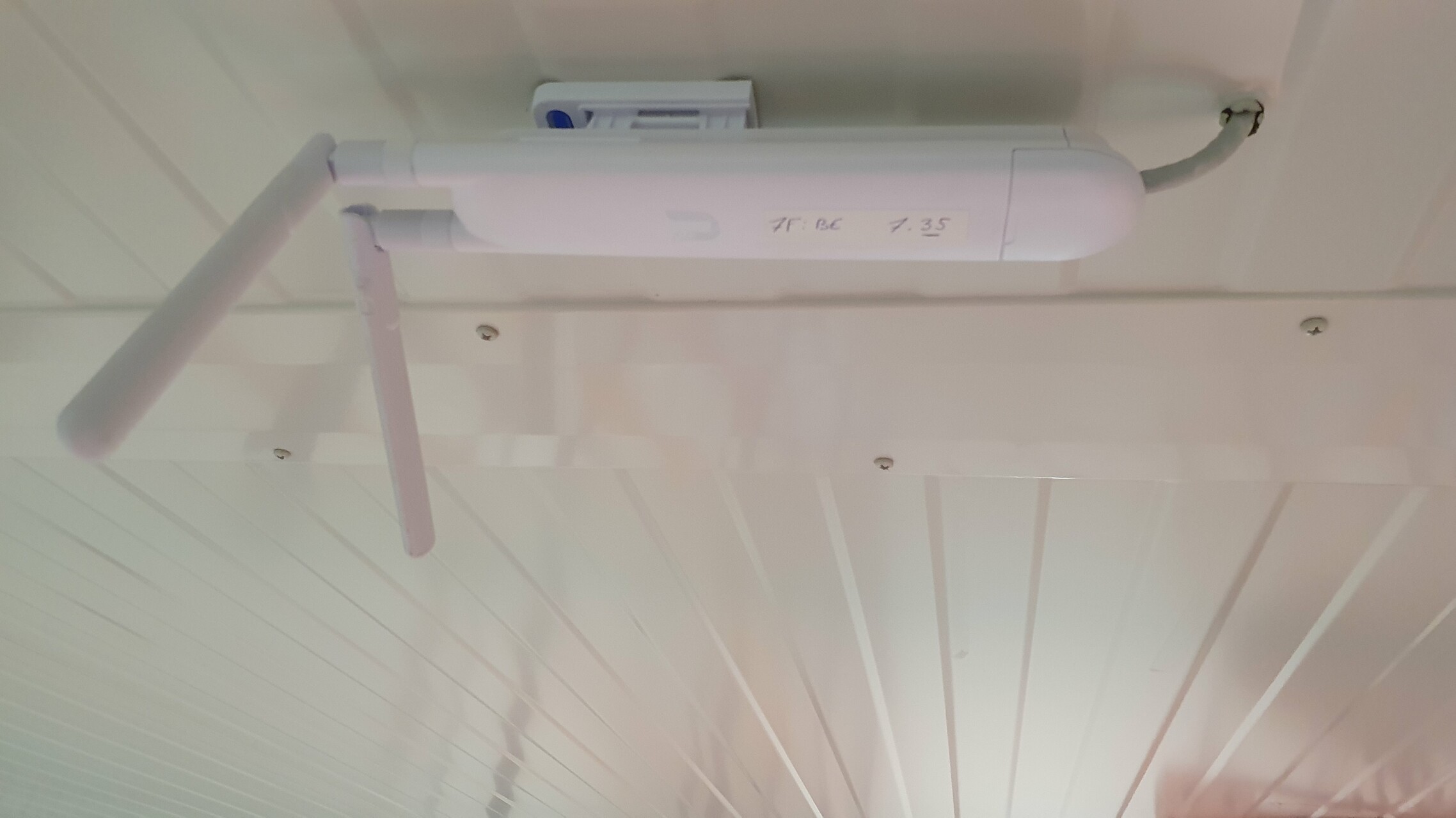 Point d'accès WiFi dans un frigo industriel